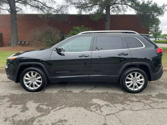 Черный Джип Чероки, объемом двигателя 2.4 л и пробегом 55 тыс. км за 7800 $, фото 2 на Automoto.ua