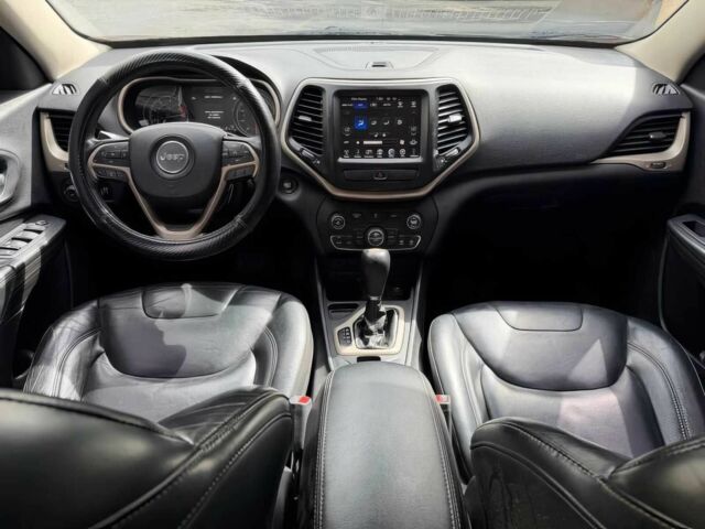 Чорний Джип Cherokee, об'ємом двигуна 2.4 л та пробігом 67 тис. км за 7900 $, фото 8 на Automoto.ua