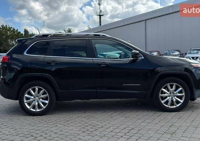 Чорний Джип Cherokee, об'ємом двигуна 2.36 л та пробігом 158 тис. км за 16000 $, фото 22 на Automoto.ua