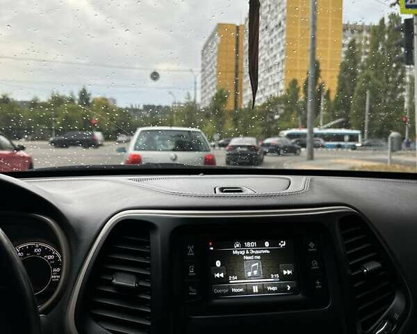 Черный Джип Чероки, объемом двигателя 2.36 л и пробегом 143 тыс. км за 13500 $, фото 8 на Automoto.ua