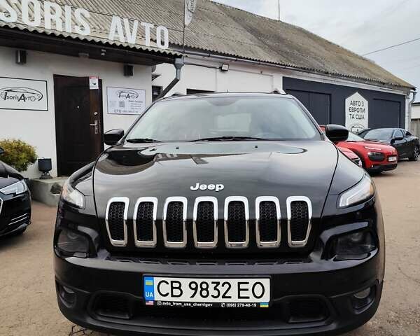 Джип Cherokee 2017 у Чернігові на Automoto.ua Чорний Джип Cherokee, об'ємом двигуна 2.36 л та пробігом 264 тис. км за 13950 $, фото 9 на Automoto.ua