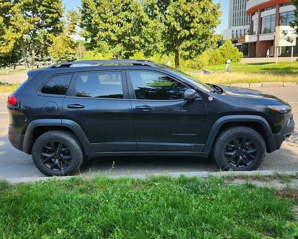 Чорний Джип Cherokee, об'ємом двигуна 2.36 л та пробігом 107 тис. км за 17500 $, фото 11 на Automoto.ua