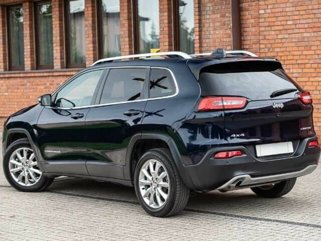 Черный Джип Чероки, объемом двигателя 2.4 л и пробегом 75 тыс. км за 11300 $, фото 9 на Automoto.ua