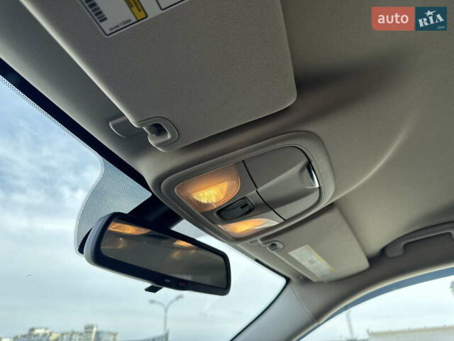 Черный Джип Чероки, объемом двигателя 2.36 л и пробегом 110 тыс. км за 15000 $, фото 24 на Automoto.ua