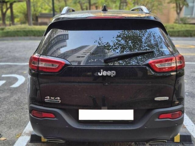 Черный Джип Чероки, объемом двигателя 2.2 л и пробегом 74 тыс. км за 8996 $, фото 1 на Automoto.ua