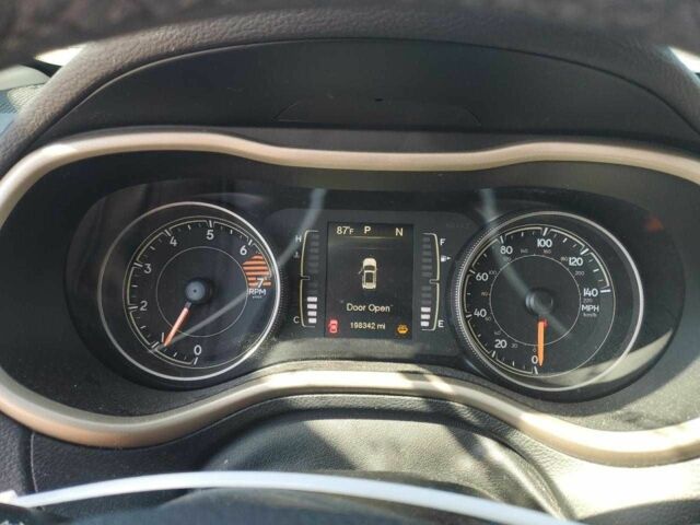 Чорний Джип Cherokee, об'ємом двигуна 0 л та пробігом 111 тис. км за 3500 $, фото 8 на Automoto.ua