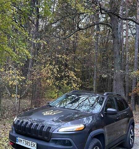 Джип Cherokee 2017 у Житомирі на Automoto.ua Чорний Джип Cherokee, об'ємом двигуна 3.24 л та пробігом 186 тис. км за 15800 $, фото 1 на Automoto.ua