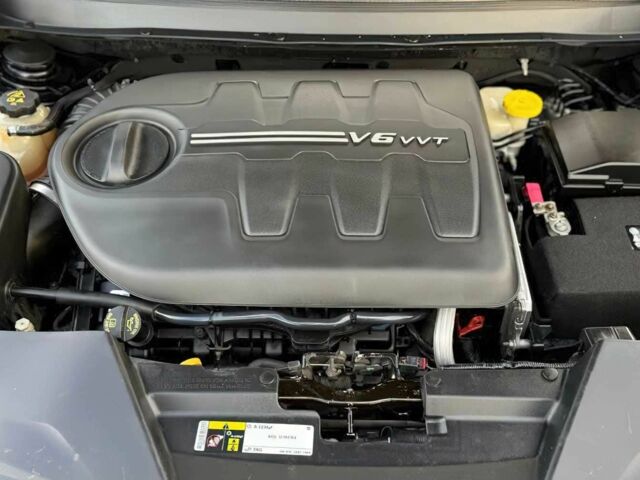 Черный Джип Чероки, объемом двигателя 3.2 л и пробегом 61 тыс. км за 3400 $, фото 11 на Automoto.ua