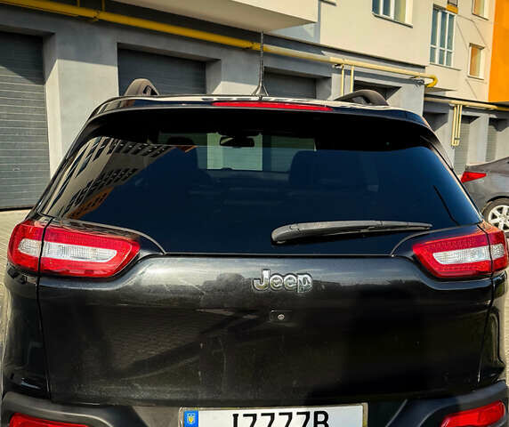 Джип Чероки 2017 в Виннице на Automoto.ua Черный Джип Чероки, объемом двигателя 2.4 л и пробегом 60 тыс. км за 16800 $, фото 6 на Automoto.ua