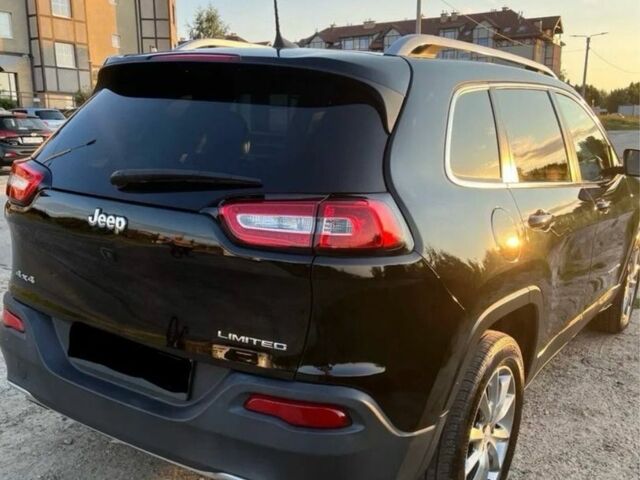Чорний Джип Cherokee, об'ємом двигуна 2.4 л та пробігом 112 тис. км за 8900 $, фото 3 на Automoto.ua