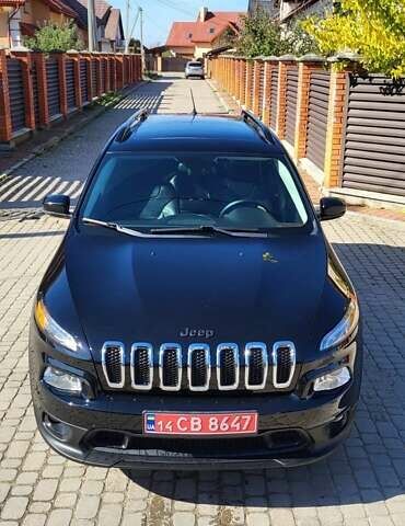 Чорний Джип Cherokee, об'ємом двигуна 2.4 л та пробігом 144 тис. км за 10000 $, фото 3 на Automoto.ua