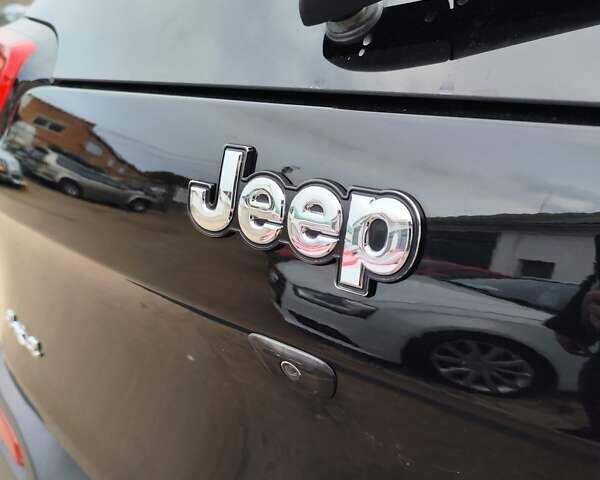 Джип Cherokee 2017 у Чернігові на Automoto.ua Чорний Джип Cherokee, об'ємом двигуна 2.36 л та пробігом 264 тис. км за 13950 $, фото 1 на Automoto.ua