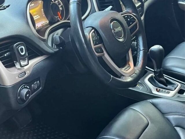 Чорний Джип Cherokee, об'ємом двигуна 2.4 л та пробігом 112 тис. км за 8900 $, фото 16 на Automoto.ua