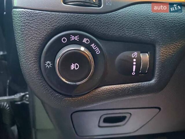 Черный Джип Чероки, объемом двигателя 2.36 л и пробегом 159 тыс. км за 14000 $, фото 18 на Automoto.ua