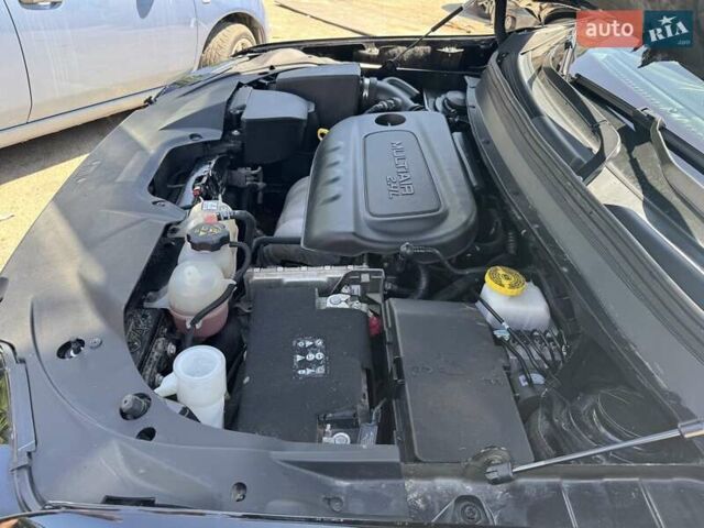 Чорний Джип Cherokee, об'ємом двигуна 2.36 л та пробігом 98 тис. км за 13500 $, фото 22 на Automoto.ua