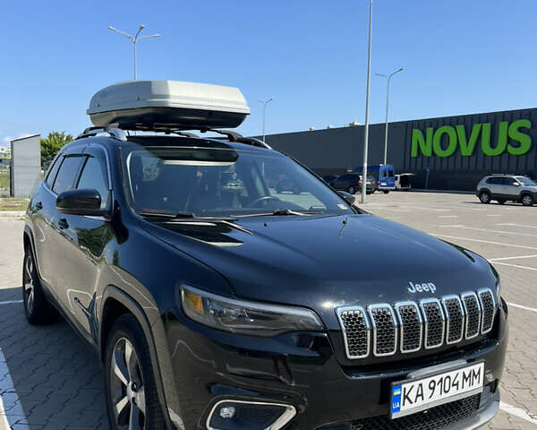 Черный Джип Чероки, объемом двигателя 2.36 л и пробегом 84 тыс. км за 19990 $, фото 1 на Automoto.ua