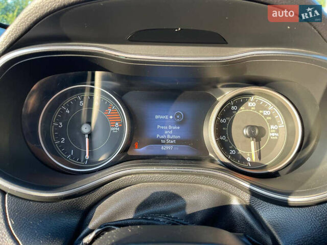 Черный Джип Чероки, объемом двигателя 3.2 л и пробегом 133 тыс. км за 18000 $, фото 13 на Automoto.ua