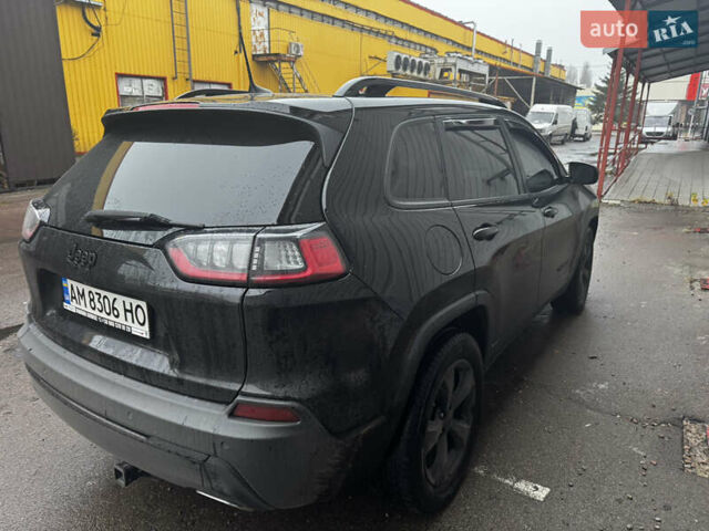 Черный Джип Чероки, объемом двигателя 2.4 л и пробегом 200 тыс. км за 18200 $, фото 8 на Automoto.ua