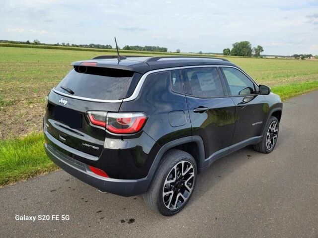 Чорний Джип Cherokee, об'ємом двигуна 2.4 л та пробігом 120 тис. км за 8400 $, фото 4 на Automoto.ua