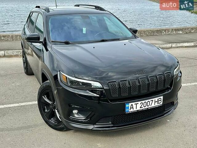 Черный Джип Чероки, объемом двигателя 3.24 л и пробегом 190 тыс. км за 18200 $, фото 3 на Automoto.ua