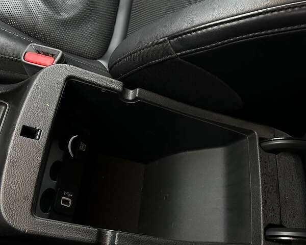 Черный Джип Чероки, объемом двигателя 3.24 л и пробегом 77 тыс. км за 24500 $, фото 21 на Automoto.ua