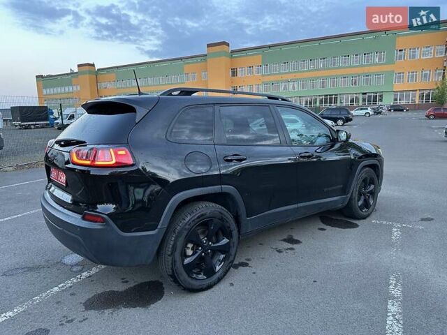 Чорний Джип Cherokee, об'ємом двигуна 2.36 л та пробігом 155 тис. км за 15599 $, фото 8 на Automoto.ua