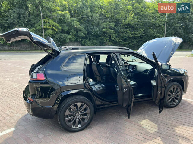 Черный Джип Чероки, объемом двигателя 1.99 л и пробегом 63 тыс. км за 18999 $, фото 22 на Automoto.ua