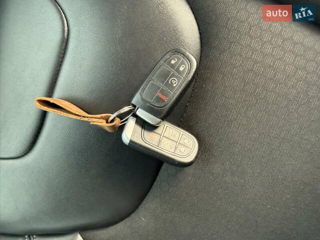 Черный Джип Чероки, объемом двигателя 2.36 л и пробегом 114 тыс. км за 17400 $, фото 44 на Automoto.ua