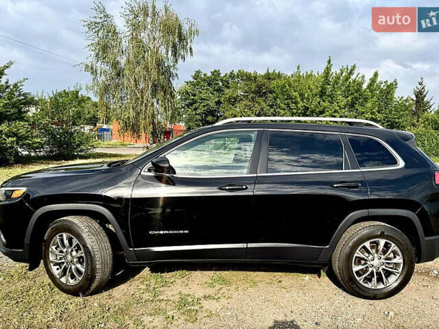 Черный Джип Чероки, объемом двигателя 2.36 л и пробегом 129 тыс. км за 19000 $, фото 2 на Automoto.ua