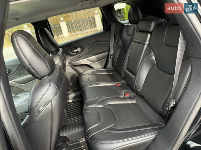 Черный Джип Чероки, объемом двигателя 2.36 л и пробегом 218 тыс. км за 14200 $, фото 37 на Automoto.ua