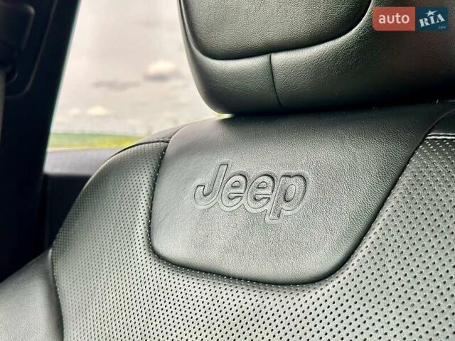 Черный Джип Чероки, объемом двигателя 3.24 л и пробегом 190 тыс. км за 18200 $, фото 21 на Automoto.ua