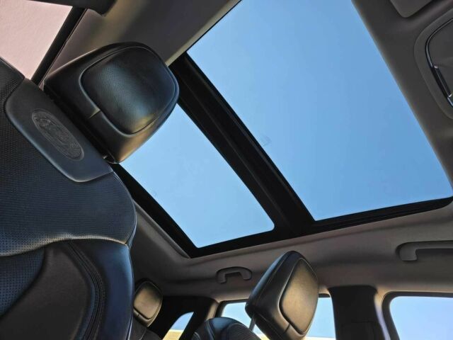 Чорний Джип Cherokee, об'ємом двигуна 3.2 л та пробігом 50 тис. км за 14500 $, фото 12 на Automoto.ua