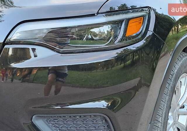 Чорний Джип Cherokee, об'ємом двигуна 2.36 л та пробігом 139 тис. км за 13458 $, фото 14 на Automoto.ua