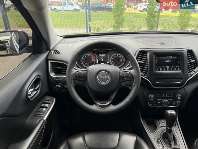 Чорний Джип Cherokee, об'ємом двигуна 2.4 л та пробігом 67 тис. км за 14500 $, фото 24 на Automoto.ua