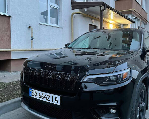Чорний Джип Cherokee, об'ємом двигуна 2.36 л та пробігом 95 тис. км за 15400 $, фото 2 на Automoto.ua