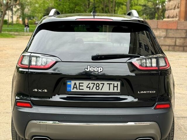 Чорний Джип Cherokee, об'ємом двигуна 3.2 л та пробігом 120 тис. км за 21300 $, фото 3 на Automoto.ua