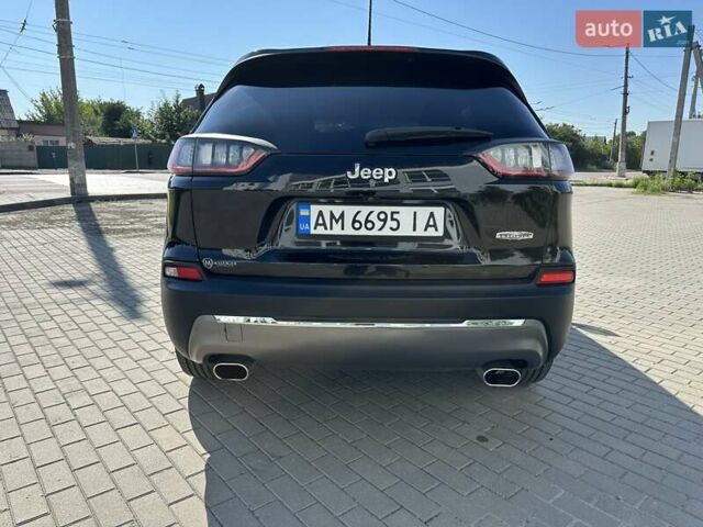 Черный Джип Чероки, объемом двигателя 2.4 л и пробегом 78 тыс. км за 15100 $, фото 5 на Automoto.ua