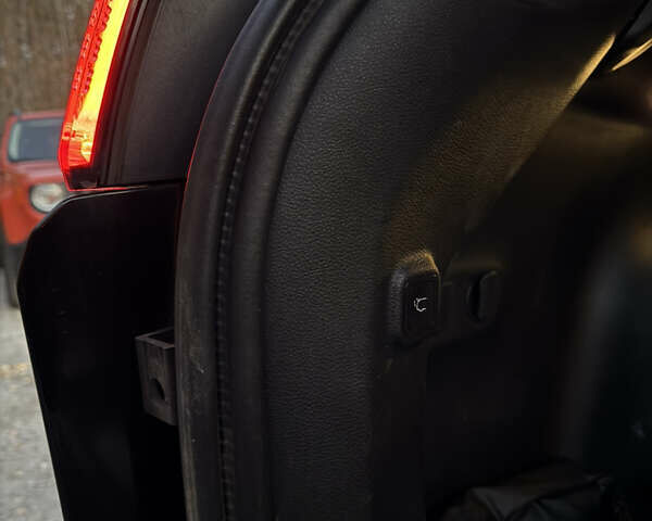 Черный Джип Чероки, объемом двигателя 2.36 л и пробегом 146 тыс. км за 14999 $, фото 19 на Automoto.ua