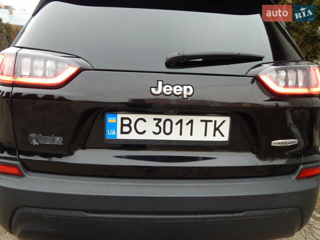 Чорний Джип Cherokee, об'ємом двигуна 2.36 л та пробігом 137 тис. км за 15500 $, фото 40 на Automoto.ua