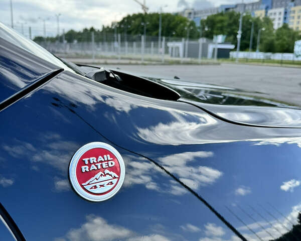 Чорний Джип Cherokee, об'ємом двигуна 1.99 л та пробігом 81 тис. км за 24800 $, фото 8 на Automoto.ua