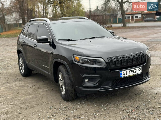 Чорний Джип Cherokee, об'ємом двигуна 2.36 л та пробігом 175 тис. км за 15499 $, фото 1 на Automoto.ua