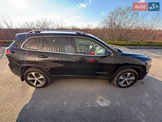 Черный Джип Чероки, объемом двигателя 3.24 л и пробегом 75 тыс. км за 18700 $, фото 5 на Automoto.ua
