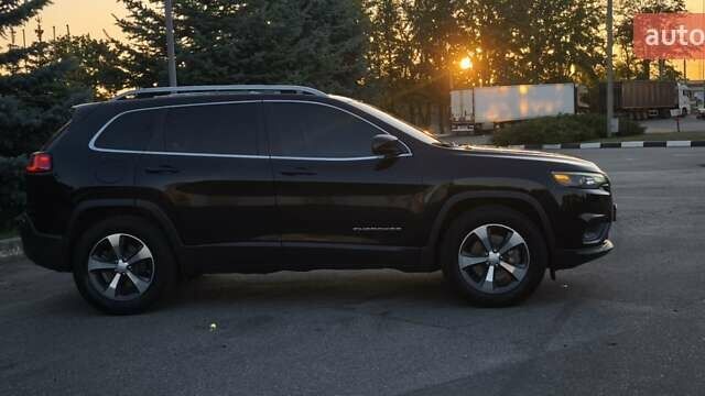 Чорний Джип Cherokee, об'ємом двигуна 3.24 л та пробігом 71 тис. км за 22000 $, фото 10 на Automoto.ua
