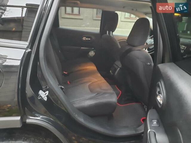 Чорний Джип Cherokee, об'ємом двигуна 2.36 л та пробігом 98 тис. км за 13500 $, фото 12 на Automoto.ua