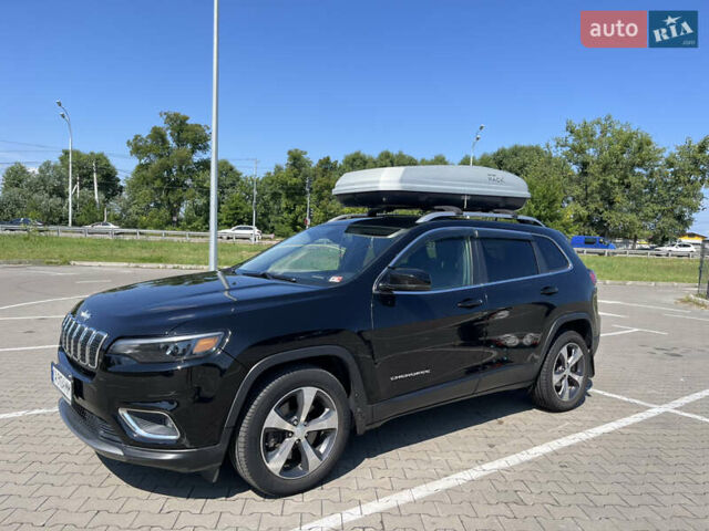 Черный Джип Чероки, объемом двигателя 2.36 л и пробегом 84 тыс. км за 19990 $, фото 2 на Automoto.ua