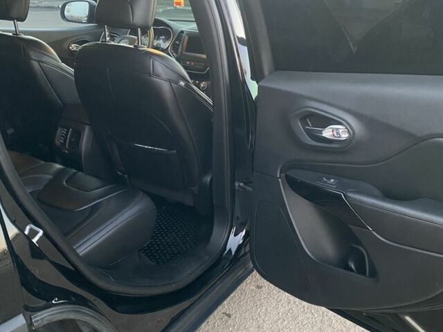 Чорний Джип Cherokee, об'ємом двигуна 2.4 л та пробігом 124 тис. км за 17200 $, фото 16 на Automoto.ua