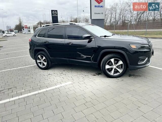 Чорний Джип Cherokee, об'ємом двигуна 2 л та пробігом 103 тис. км за 20000 $, фото 5 на Automoto.ua