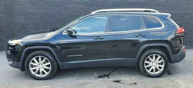 Чорний Джип Cherokee, об'ємом двигуна 0 л та пробігом 106 тис. км за 8900 $, фото 5 на Automoto.ua