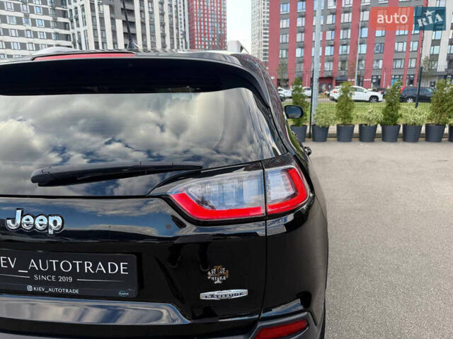 Чорний Джип Cherokee, об'ємом двигуна 2.4 л та пробігом 67 тис. км за 14500 $, фото 12 на Automoto.ua