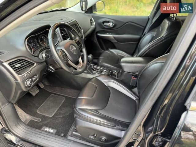 Черный Джип Чероки, объемом двигателя 2.4 л и пробегом 172 тыс. км за 13999 $, фото 18 на Automoto.ua